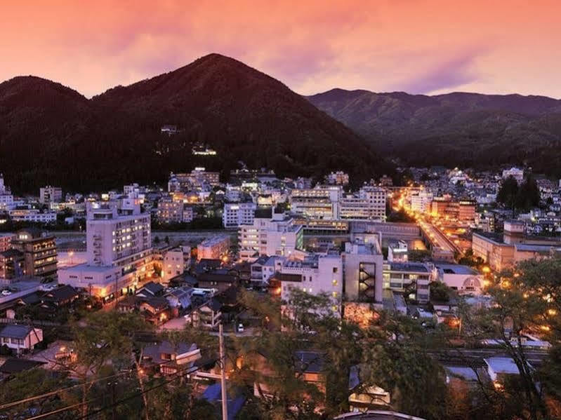 Minoriso Hotell Gero Eksteriør bilde